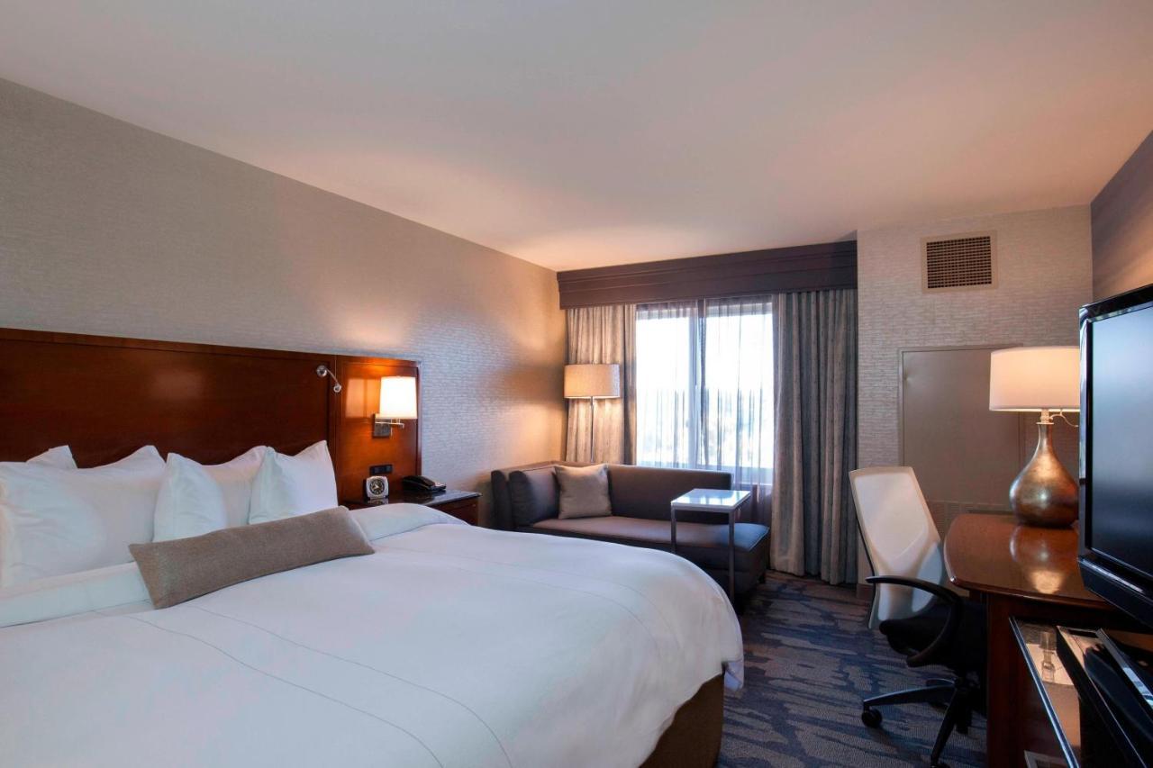 Rochester Airport Marriott מראה חיצוני תמונה