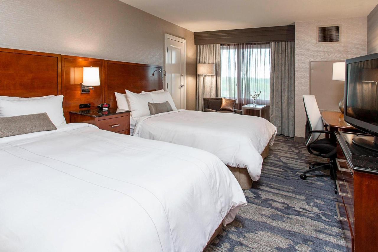 Rochester Airport Marriott מראה חיצוני תמונה