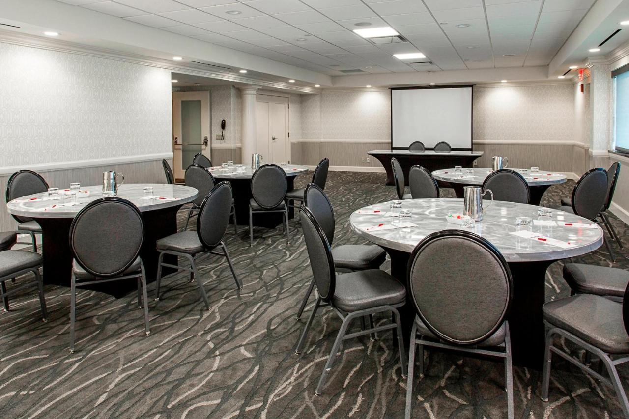 Rochester Airport Marriott מראה חיצוני תמונה