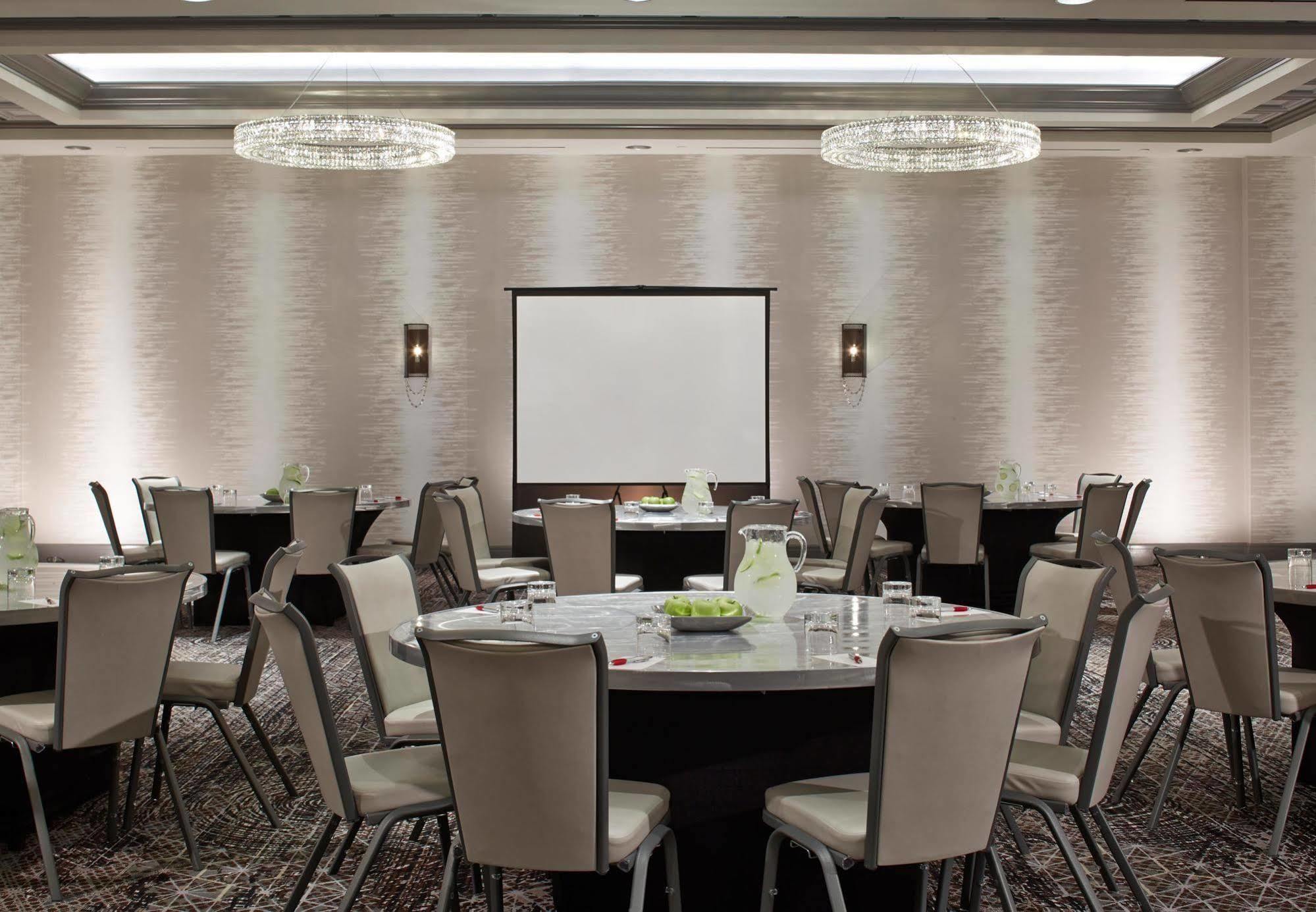 Rochester Airport Marriott מראה חיצוני תמונה